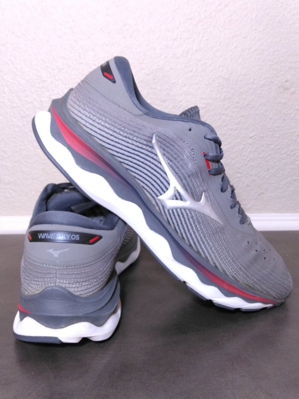 MIZUNO Wave Sky 5 Shoes Mens SIZE 11 FLV 0421 J1GC210206 RUNNING CrossFit TRAIL